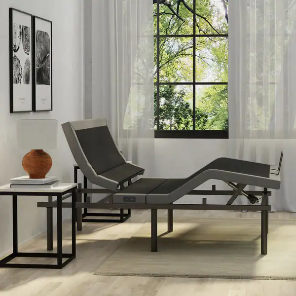 1310164 adjustablebase remedyiii q lifestyle 01 600x600.jpg.webp