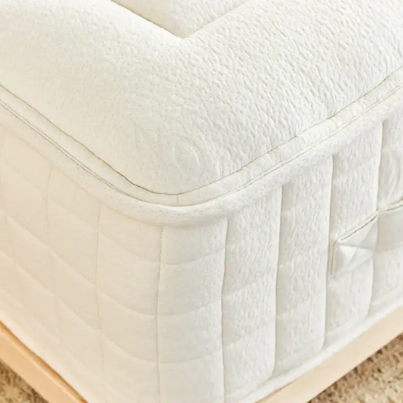 avocado organic luxury mattress standard avo malibu platform standard 02173 2000w 800x.webp