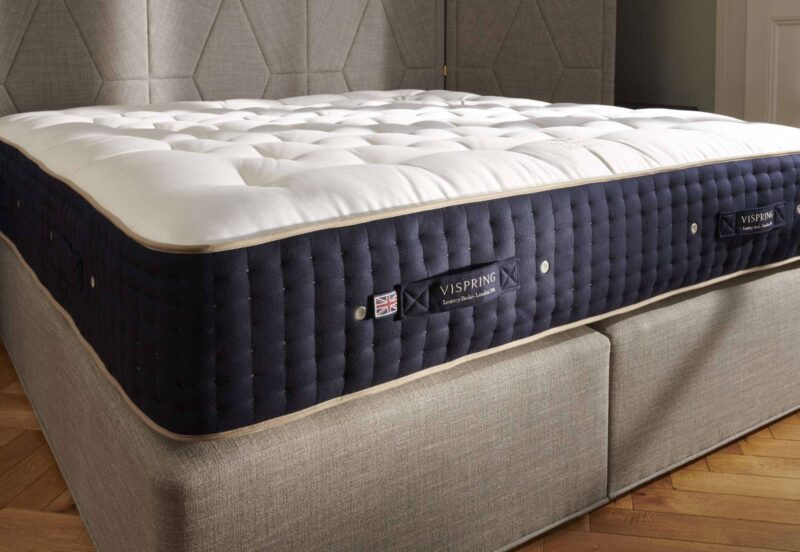 diamond majesty mattress close up 3.jpg