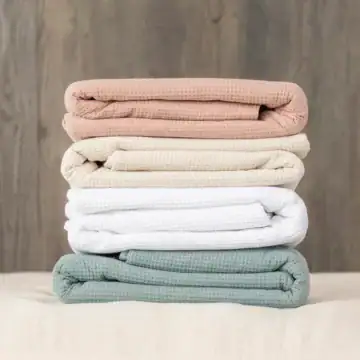 np web pdp bedding waffle baby blanket 04.webp