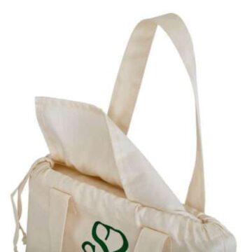 organic cotton sateen sheet set packaging flap 600x400 1.jpg
