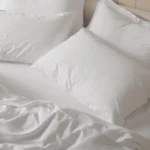 pdp 1024368 organicrelaxedsateen duvet alpinewhite lifestylehero fa22 3 e9a5ec99 9228 4c08 ac10 1de423670e27.webp