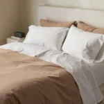 pdp 300percale duvet fawn a sp22 detail 5491 1 7497d477 bafe 4406 847e 424cf543a46b 2.webp