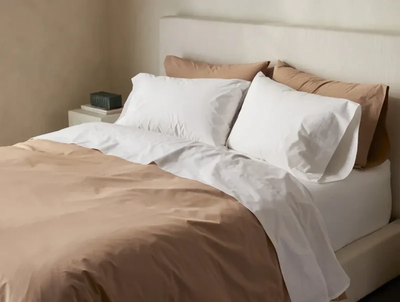 pdp 300percale duvet fawn a sp22 detail 5491 1 a0013154 5689 41be ac9c fa94d3c2556b.webp