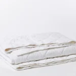 pdp diamondstitch comforter alpinewhite b sp21 45b4a06a 5add 4a1d afd3 e24324ab61f8.webp