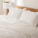 pdp heritagepercale sheets alpinewhite a sp22 detail 5186 4 060e15a3 4b25 4ca3 9dc5 abc6e42e5c29.webp