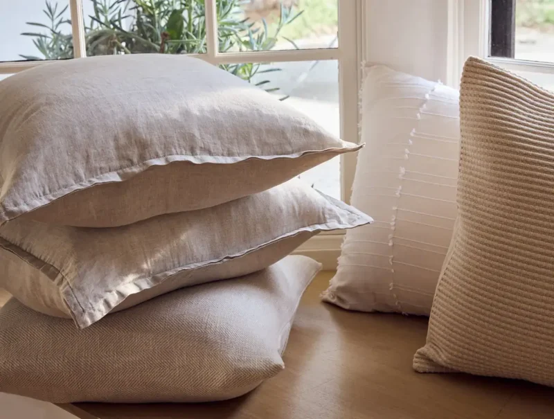 sp24 decorative pillows and throws 20249 464c8084 9f20 43a6 89ed 90c3978a32f7.webp