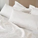 sp25 eecom heirloomsateenjaquardduvet alpinewhite b 081 fa6af70f c9c5 4927 9618 6b6d65b6503f.webp