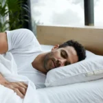 pdp lifestyle serenitypillow a sp21 model male 2654 cca73f87 f50f 4070 8eec 563fdaf62350.webp