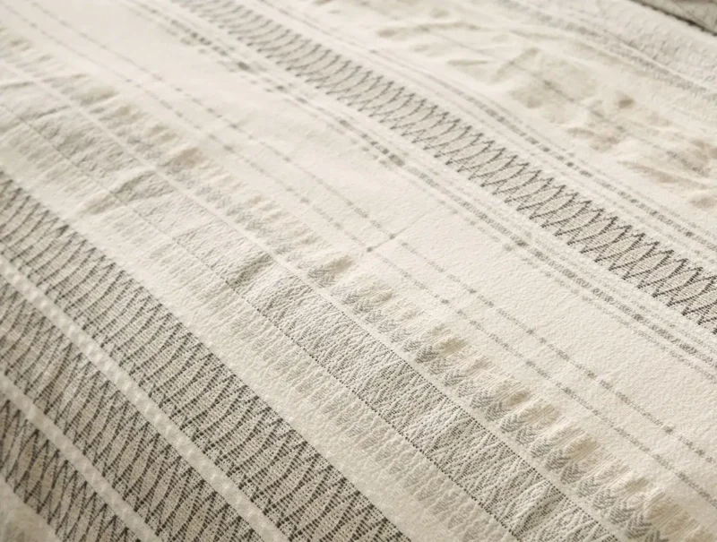 pdp lost coast white graphite sp21 detail a d898b4c6 81b1 4ae3 9f43 33edb8be24ac.webp