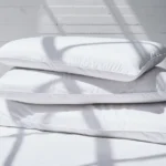 pdp moldedlatexpillow stack white f19 c 2b114d0b 8619 48c1 bbc3 a5f7e61de450.webp